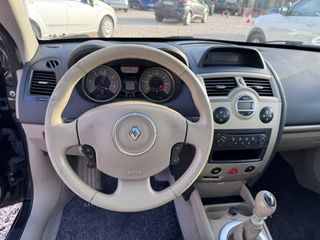 RENAULT Mégane Coupe-cabrio Dynamique 1.9dCi