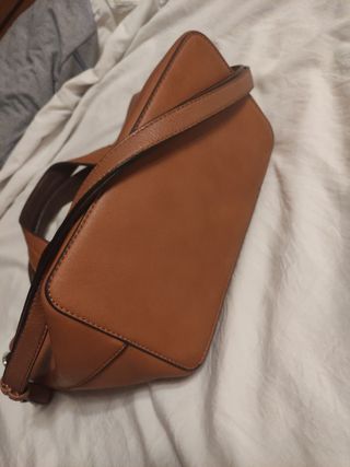 Bolso PARFOIS marrón.Gran capacidad sin ser enorme