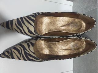 Zapatos cebra tacón aguja