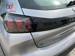 Peugeot e-208 Eléctrico 136 (100 Kw) Active