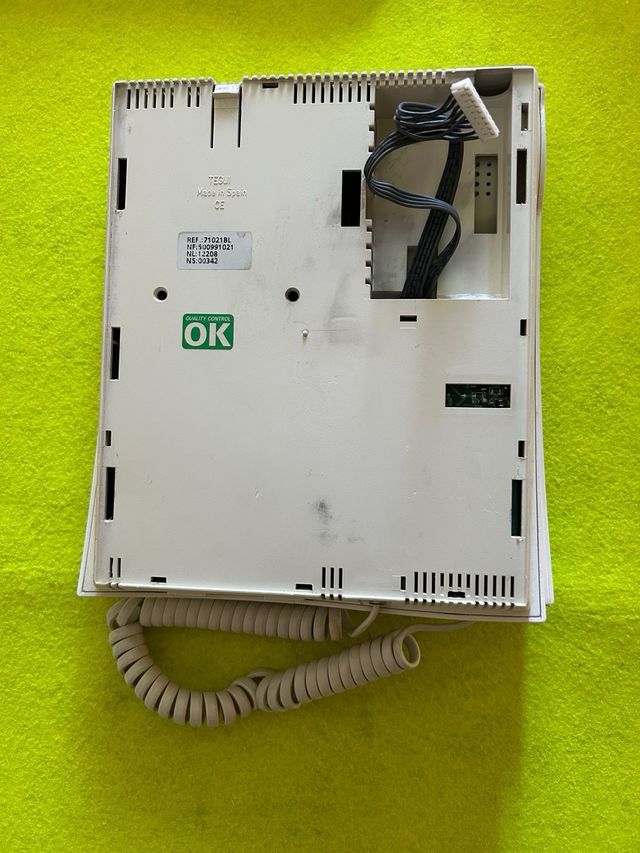 ¡OPORTUNIDAD! MONITOR TEGUI M-71