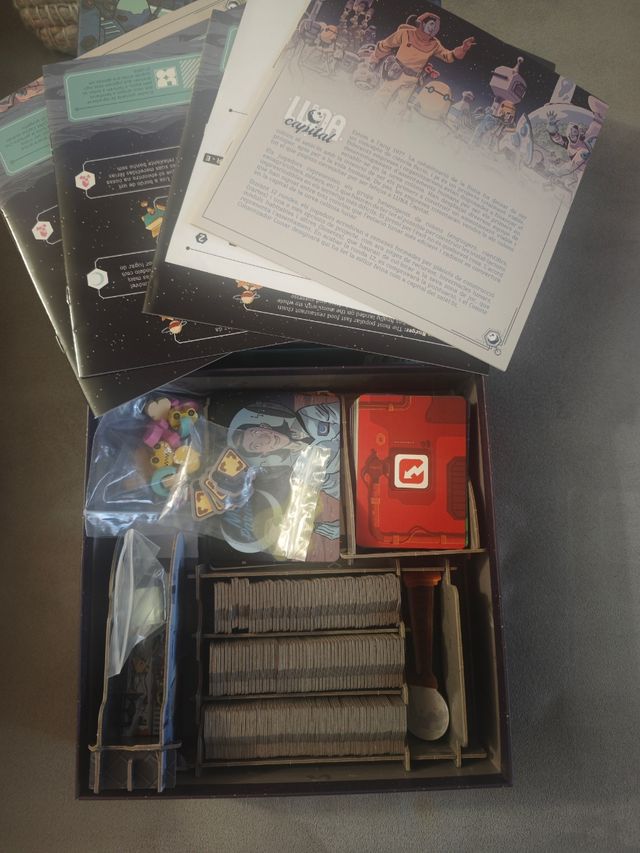 Luna Capital juego de mesa