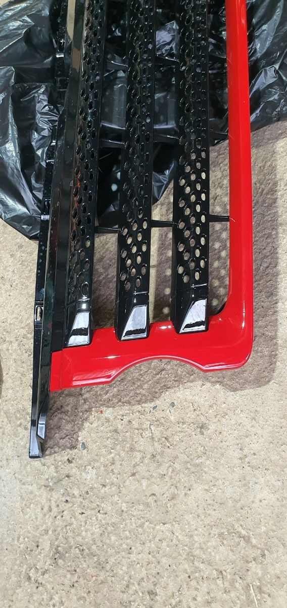 Calandra Range Rover Sport