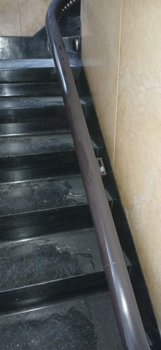 Rampla eléctrica para escaleras