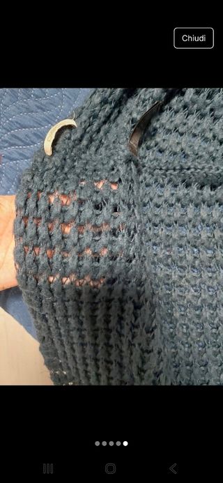 Sciarpa blu in maglia