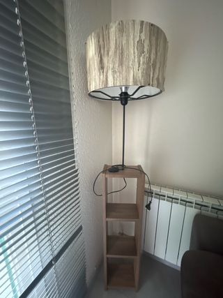 Lámpara pie madera - beige