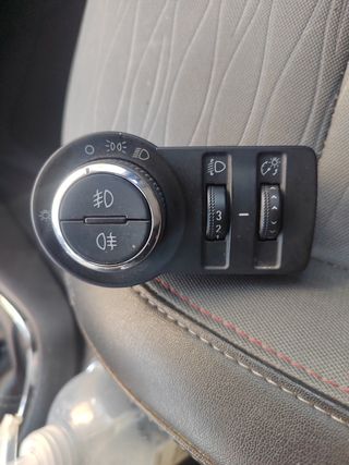 Interruttore luci Opel Astra J