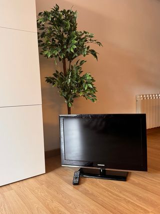 TV Samsung 32" negra