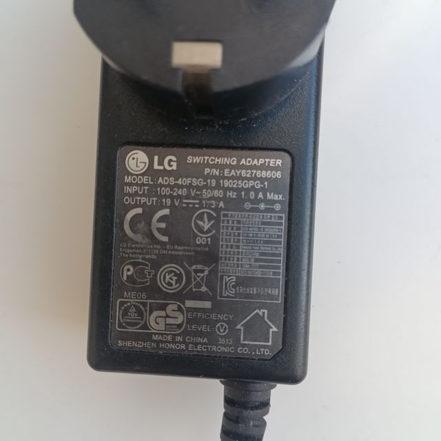 Adaptador LG - 19V 1.5A