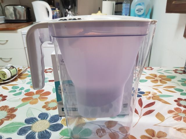 JARRA FILTRANTE DE AGUA BWT + 4 filtros de regalo