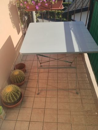 Tavolo pieghevole metallo grigio