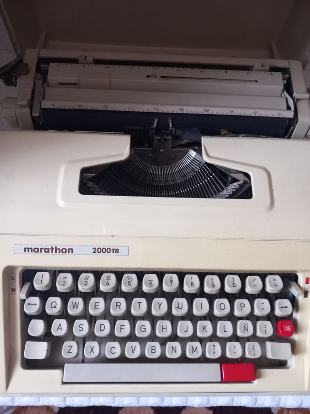 Máquina escribir Marathon 2000TR