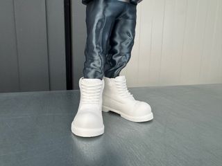 Kaws 28cm