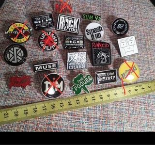 Pins Punk Rock