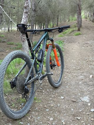 S-Works Epic Brain: MTB carbono tope 
talla M