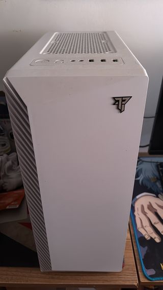 Torre PC Gaming Blanca