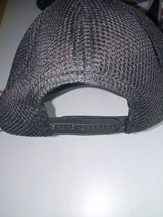 Gorra AC/DC negra y roja