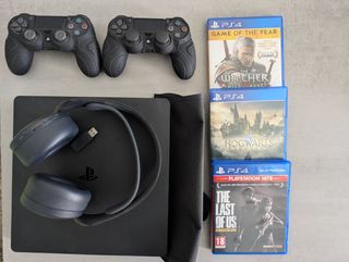 PS4 (PlayStation 4) + juegos