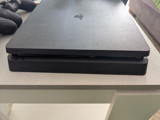 PS4 (PlayStation 4) + juegos