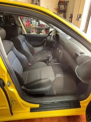 Seat Leon  1.8T quattro 2001.