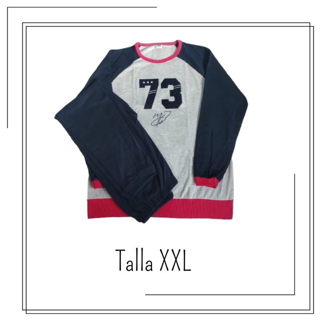 8 Pijamas Invierno Hombre 1 mujer, gorros y guante