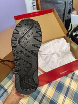 Zapatillas Reebok Classic - Negras 