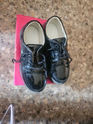 Zapatos niño - negros - brillantes
