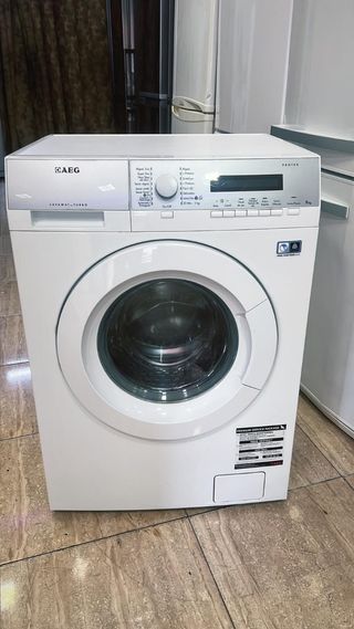 Lavadora+secadora marca AEG 8kg +4kg 1200rpm clase