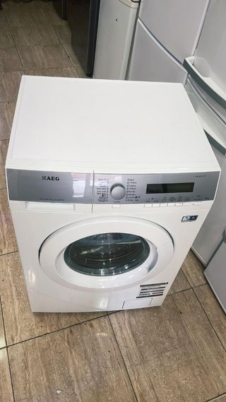 Lavadora+secadora marca AEG 8kg +4kg 1200rpm clase