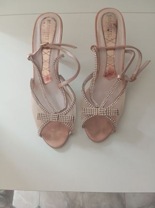 Sandalias Magrit fiesta beige-doradas