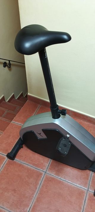 Bicicleta estática Domyos VM 190