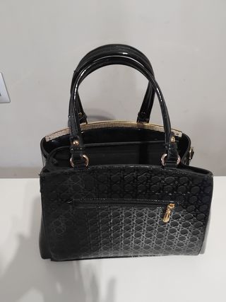 Bolso charol negro