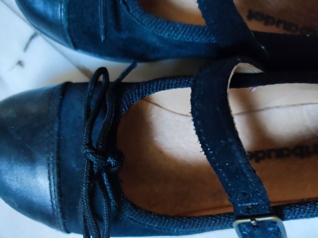 Merceditas negras niña talla 29 - Piel