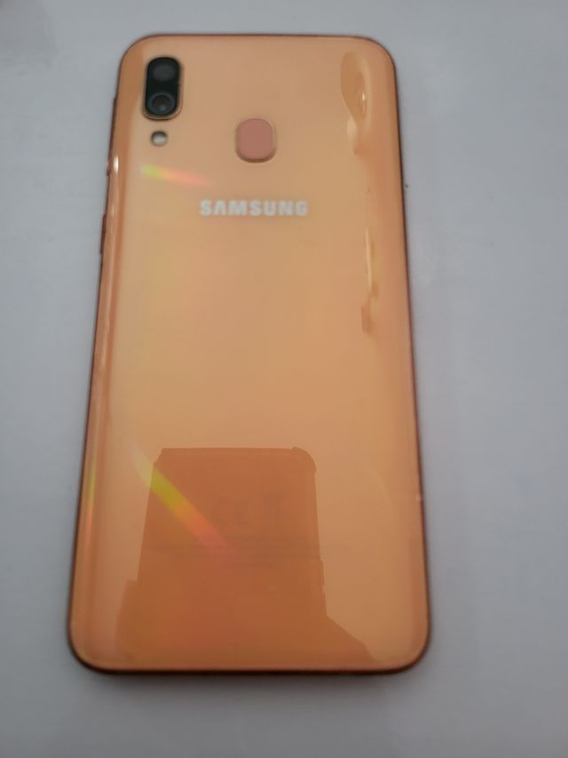 Samsung Galaxy A40 Rose Gold con garanzia