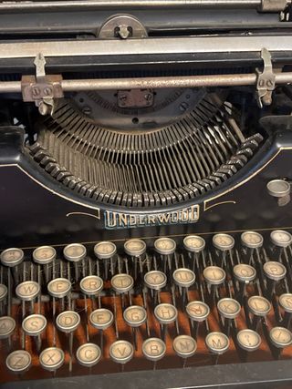 Máquina de escribir Underwood antigua