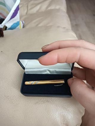 Clip de corbata dorado y plateado muy vintage