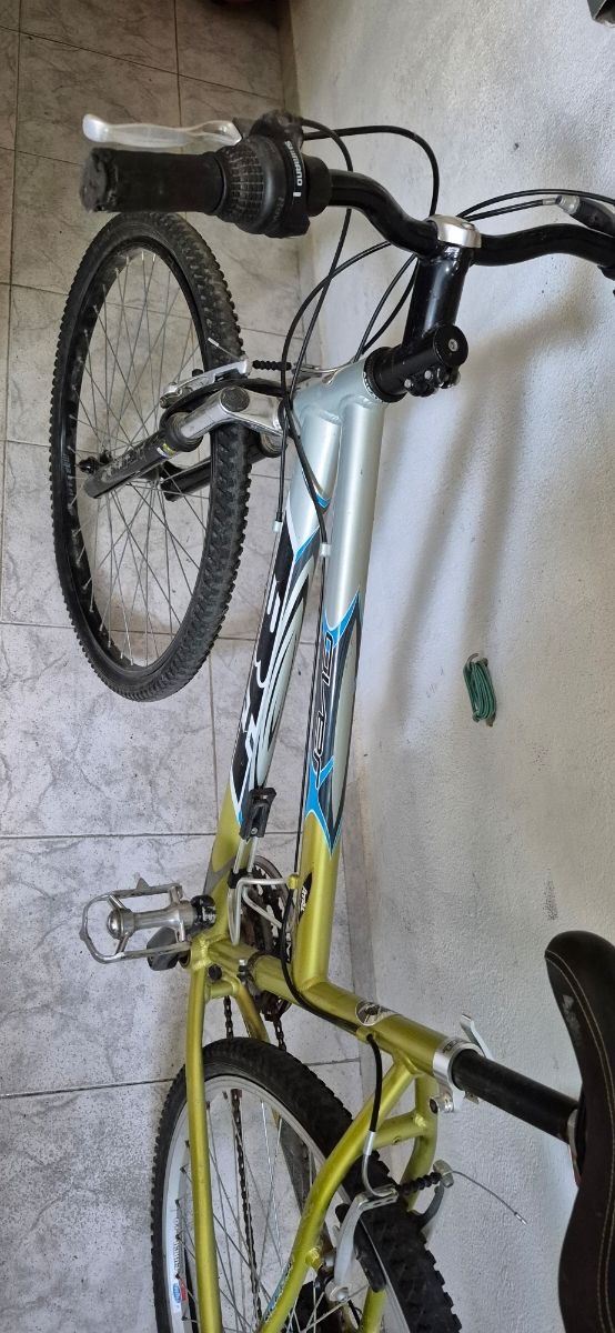 Bicicleta BH BHOVER - MTB