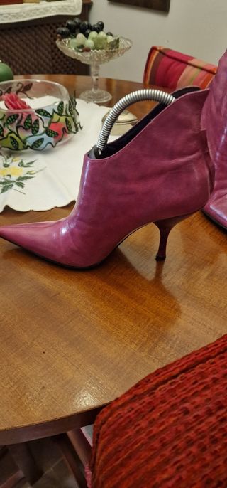 Botines fucsia piel - tacón