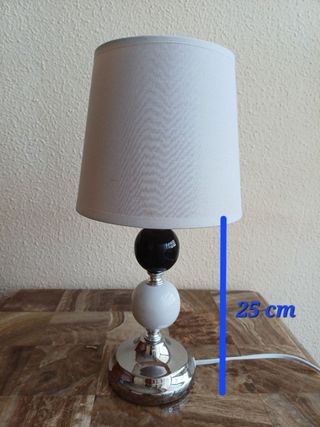 Lampara mesa moderna 25cm