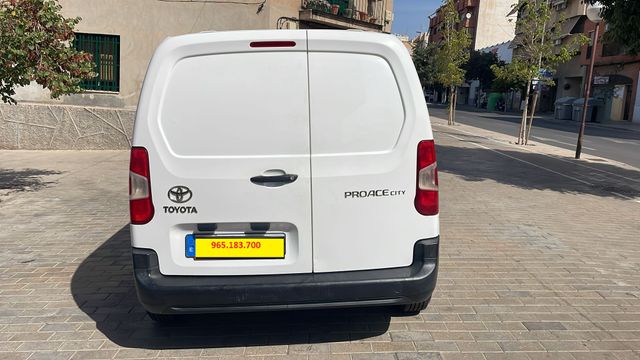 TOYOTA Proace City 1.5D 75CV GX 650kg Media