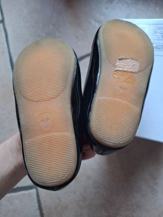 Ballerine bimba nere 24, vernice