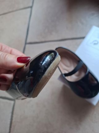 Ballerine bimba nere 24, vernice