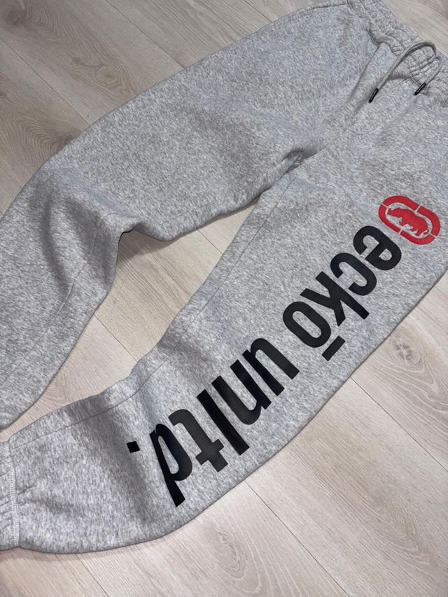Pantalones Ecko Unltd Gris Y2K baggy fit joggers
