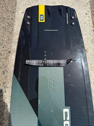 Tabla Kite CORE Choice 5, 137cm. NUEVA con Tara