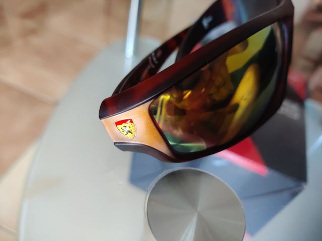 Gafas de sol Ferrari
