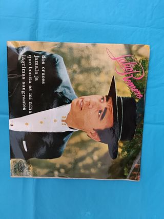 4 vecchi dischi in vinile