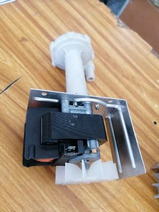 Bomba de agua Delonghi