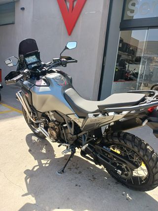 Honda Africa Twin Adventure Sports MANUAL 1675 KMS