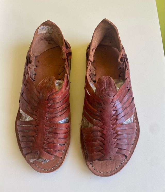 Huaraches artesanales marrones, talla 37