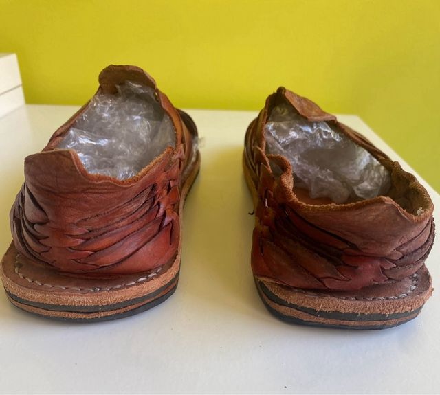Huaraches artesanales marrones, talla 37